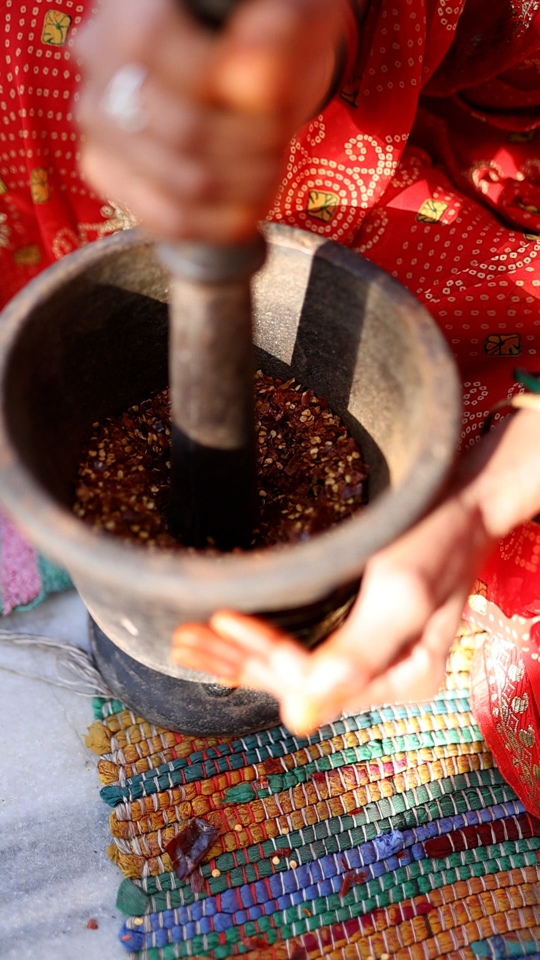 Guntur Chilli Powder - Deep Red & Mild Spicy